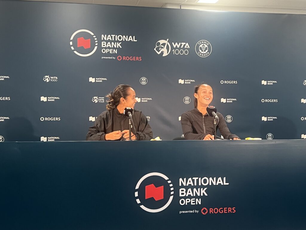 Leylah and Bianca Fernandez at post-match press conference