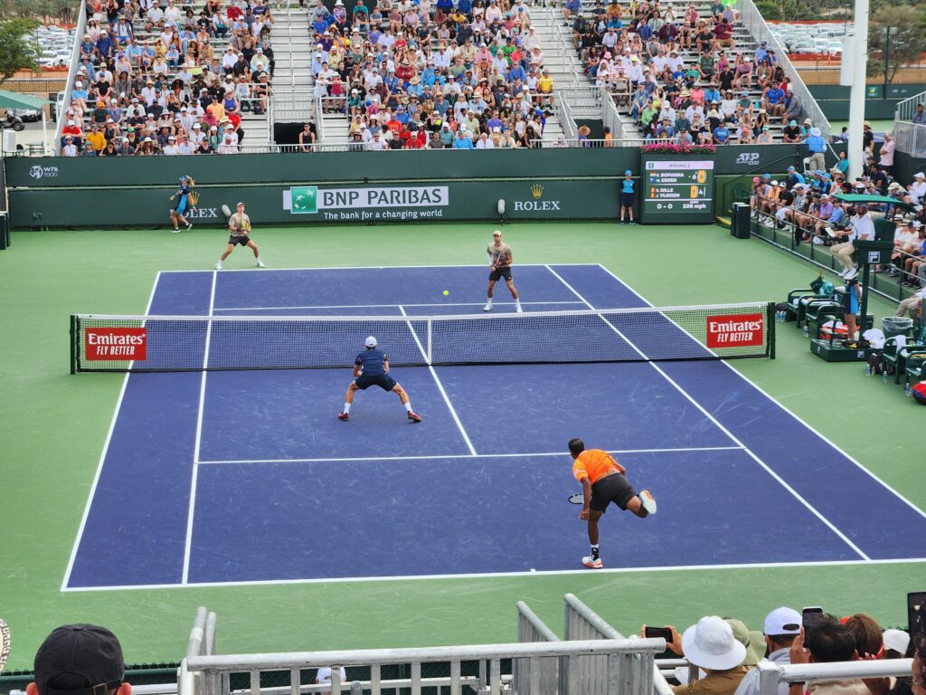 Indian Wells doubles match at full capacity