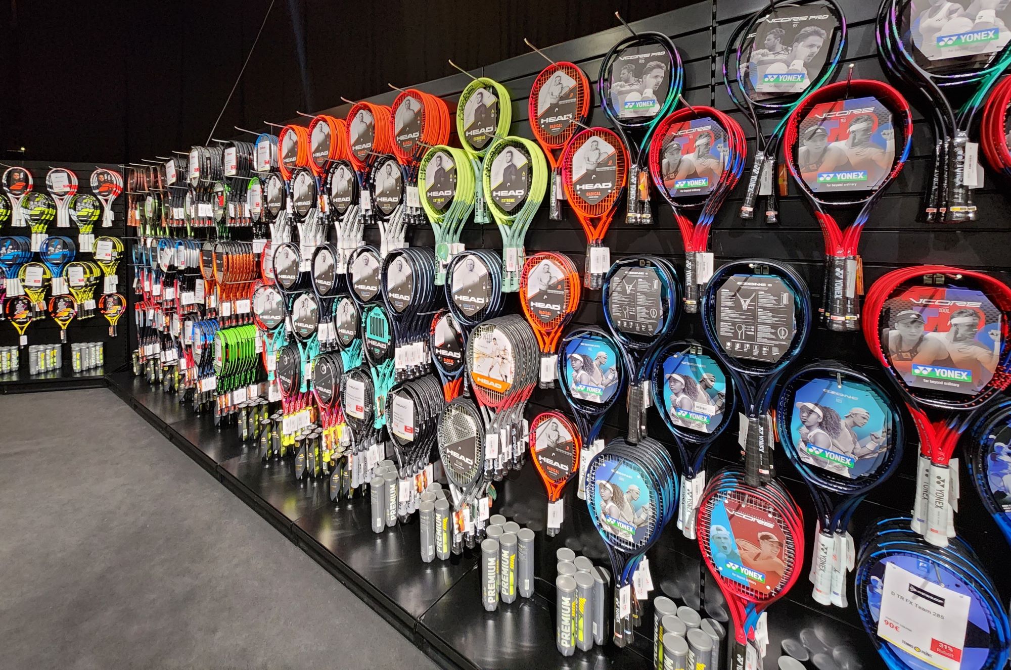 15 Best Tennis Racquets for 2024 (All Skill-Levels)