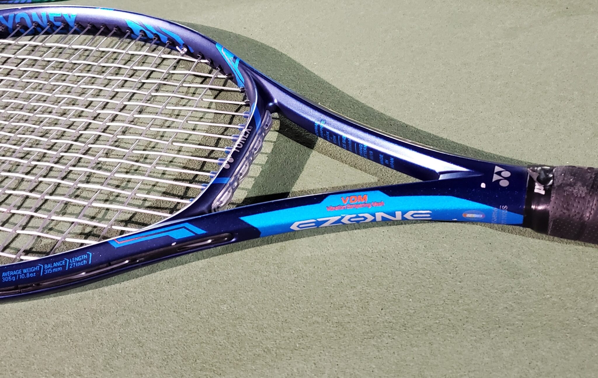 Yonex Ezone Review Compare 98, 100, & Other Racquets